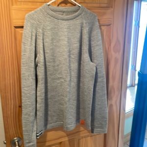 Paka Crew Sweater Large